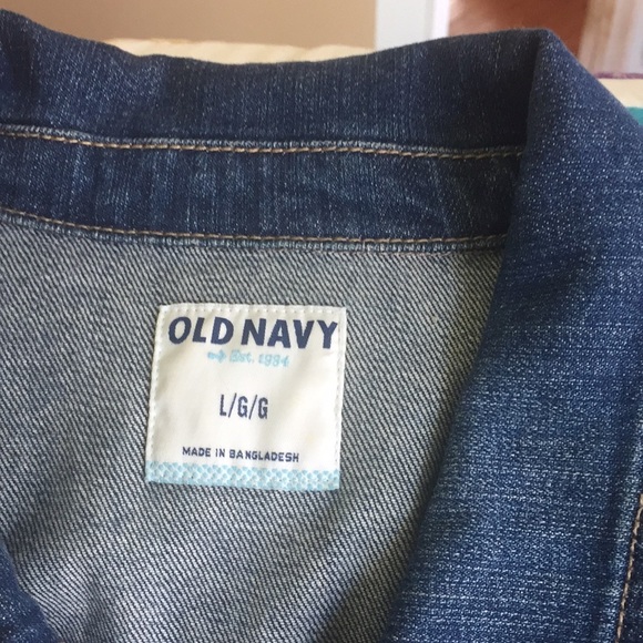 Size Large - Picture 2 of 2